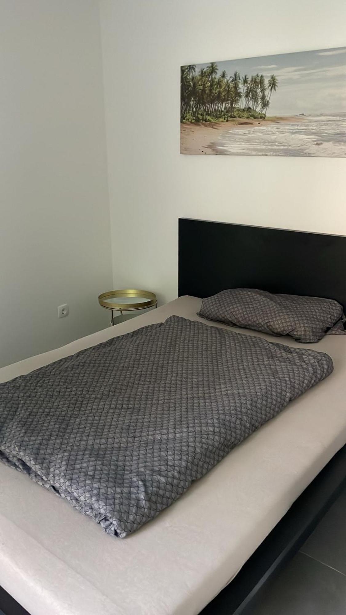 Sch1 Schleswiger Str.19,30165 Hannover,ug,2 X Sz *
